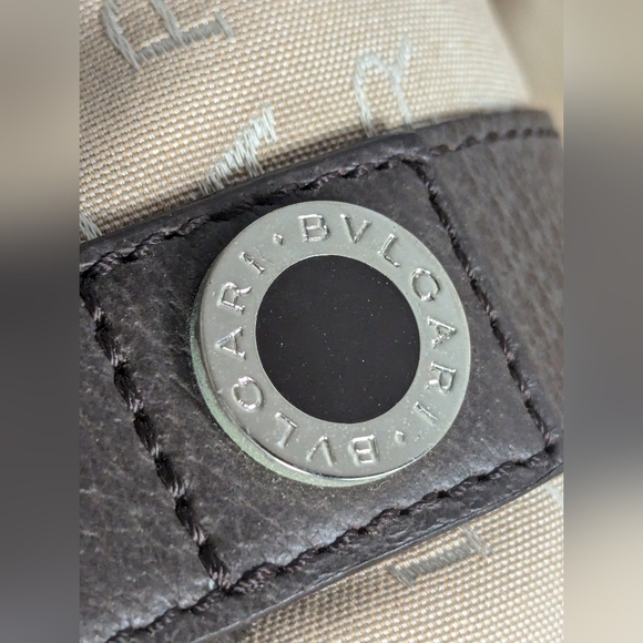 Bvlgari monogram tote with pouch handbag - Picture 6 of 9